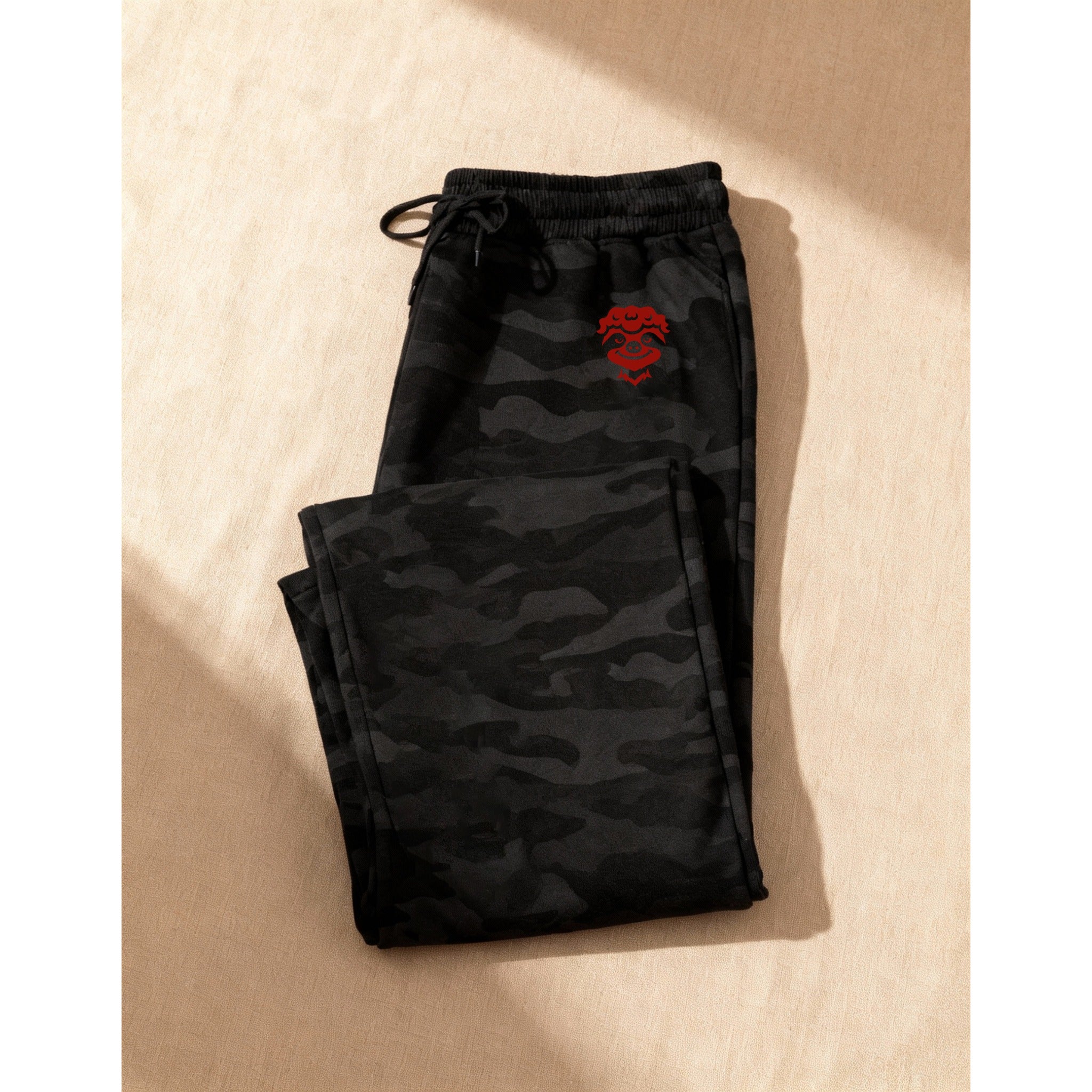 Pantalon de survêtement Signature Sloth Black Camo - Rouge